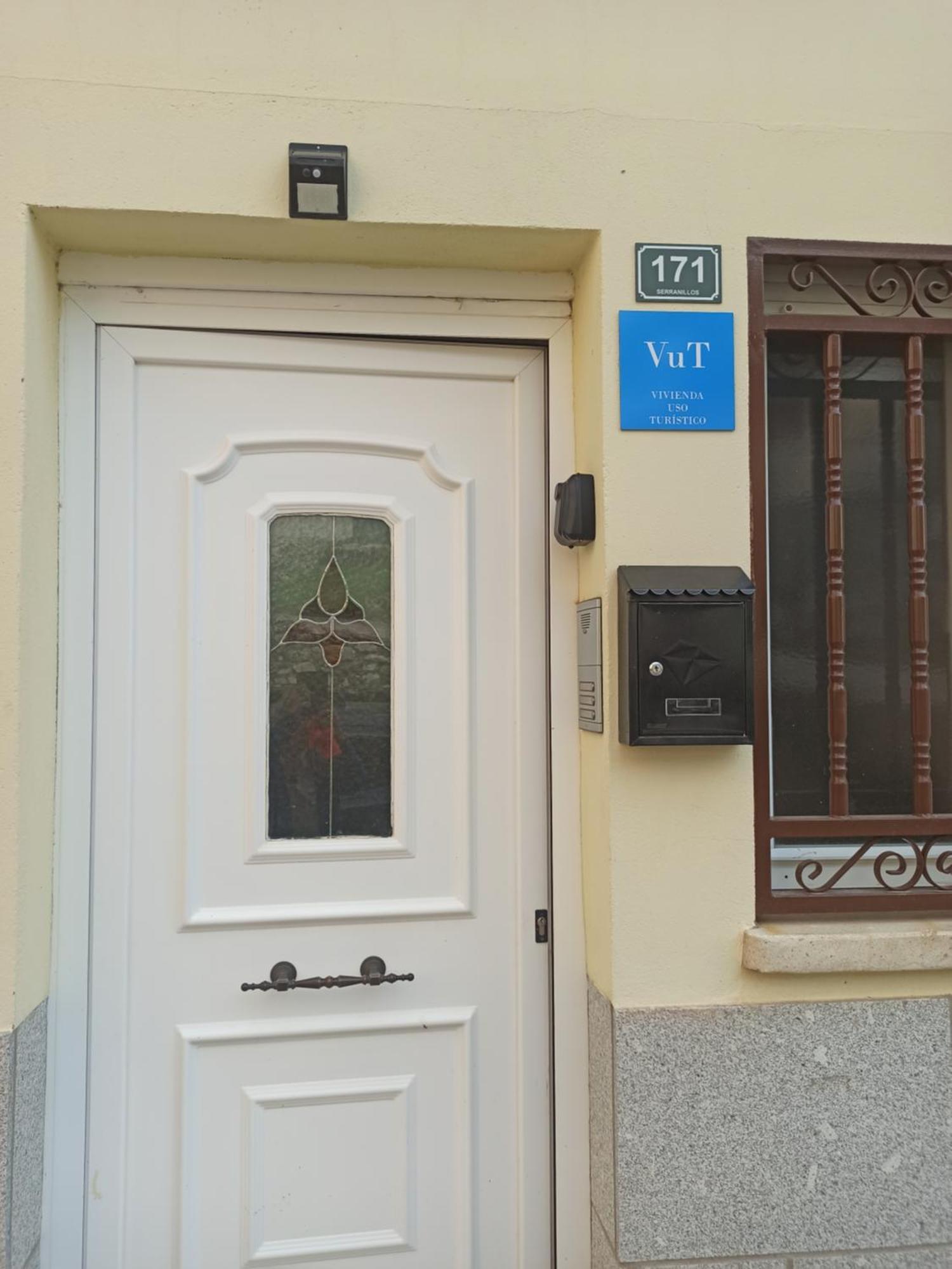 La Casona Daire Serranillos Dış mekan fotoğraf