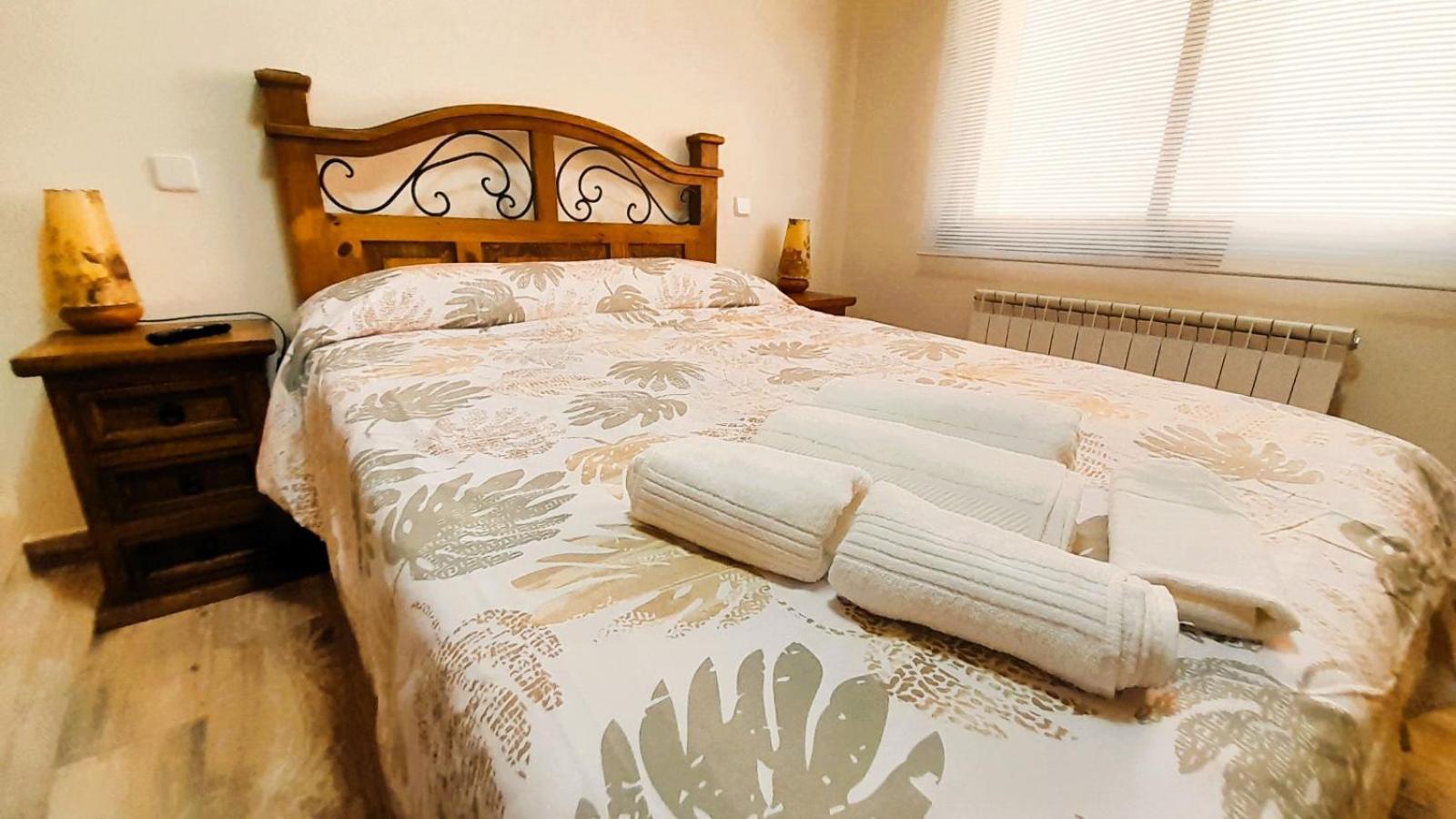La Casona Daire Serranillos Dış mekan fotoğraf