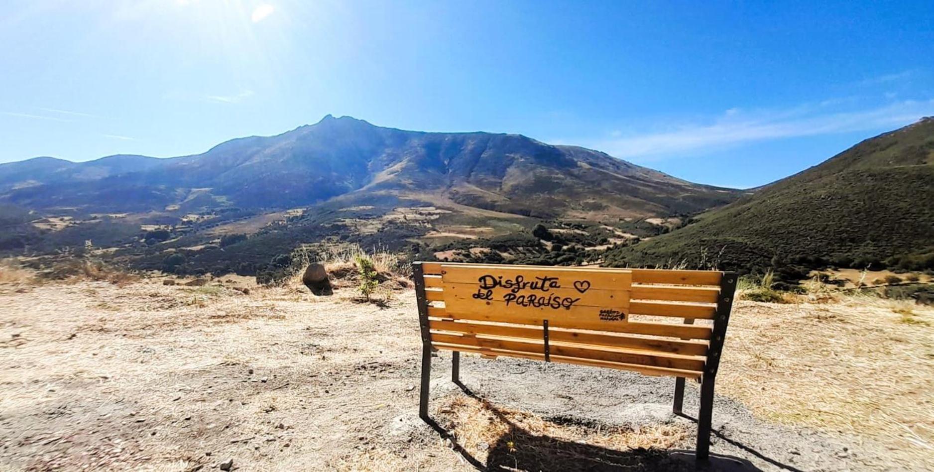 La Casona Daire Serranillos Dış mekan fotoğraf